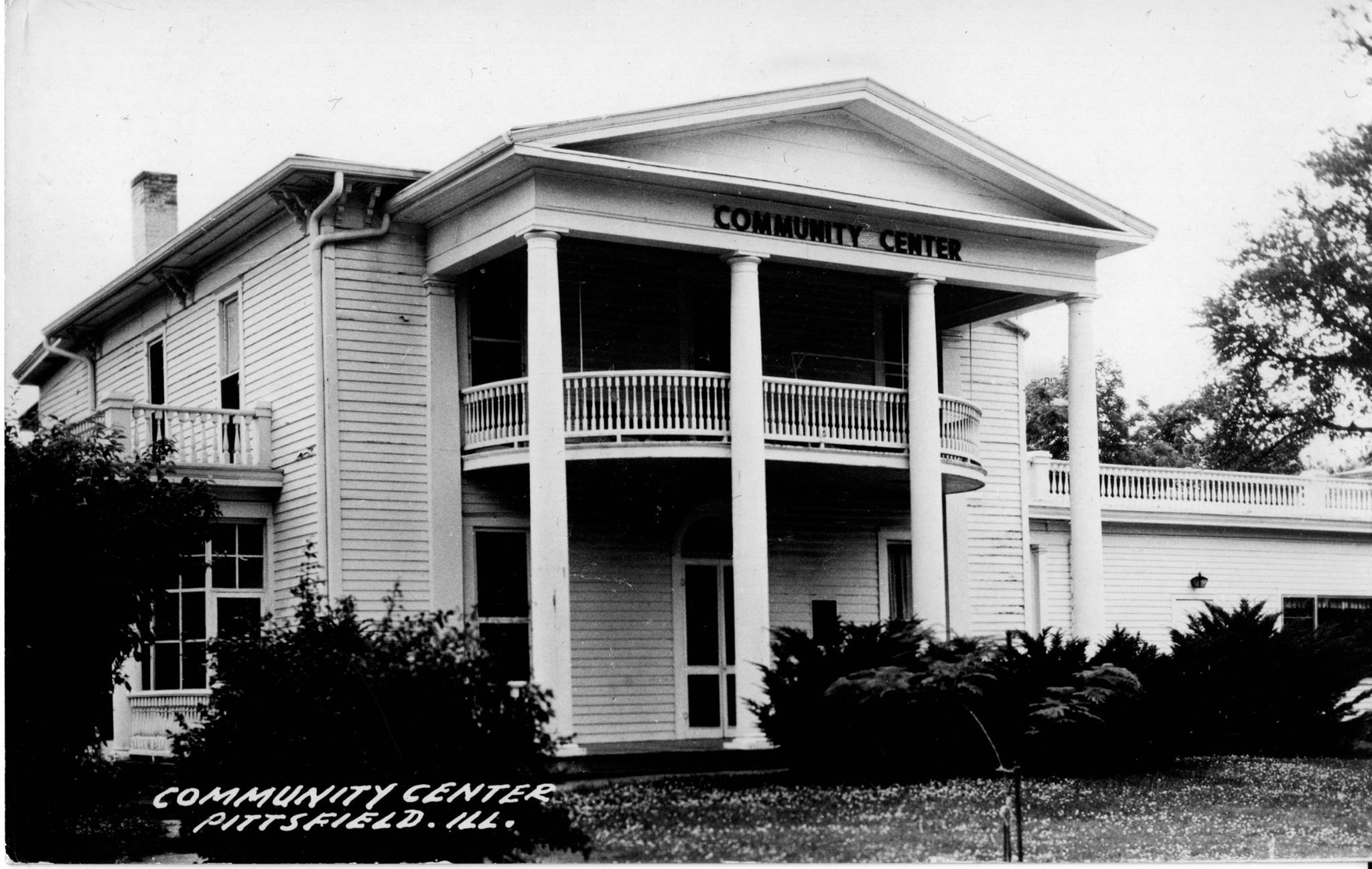 37992491_262999280958227_2173147782695616512_n